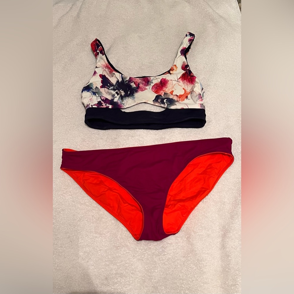 Athleta 2 piece, reversible bikini
